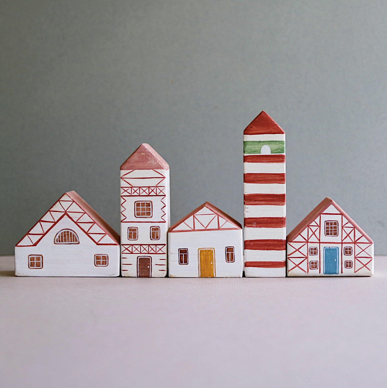 Hand Painted Sea Houses - set 9