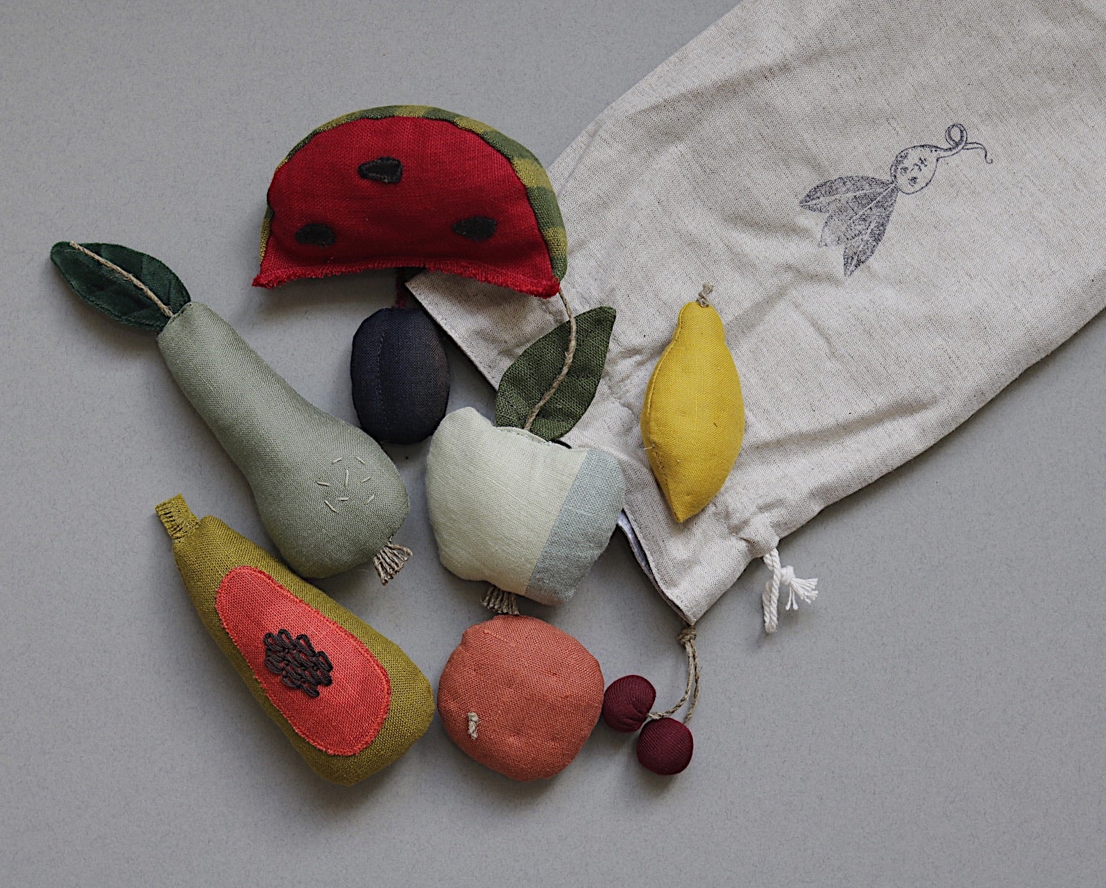 Handsewn Fruits Set